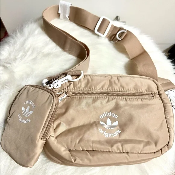 NEW Adidas Originals Puffer and Pouch Crossbody Bag - Picture 4 of 14